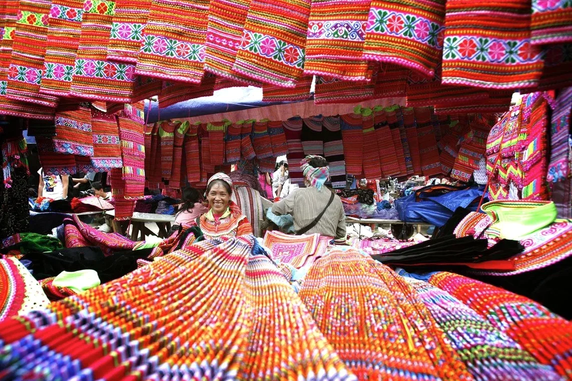 Thổ cẩm chàm H'Mông